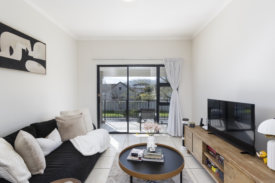 To Let 2 Bedroom Property for Rent in Heritage Park Western Cape